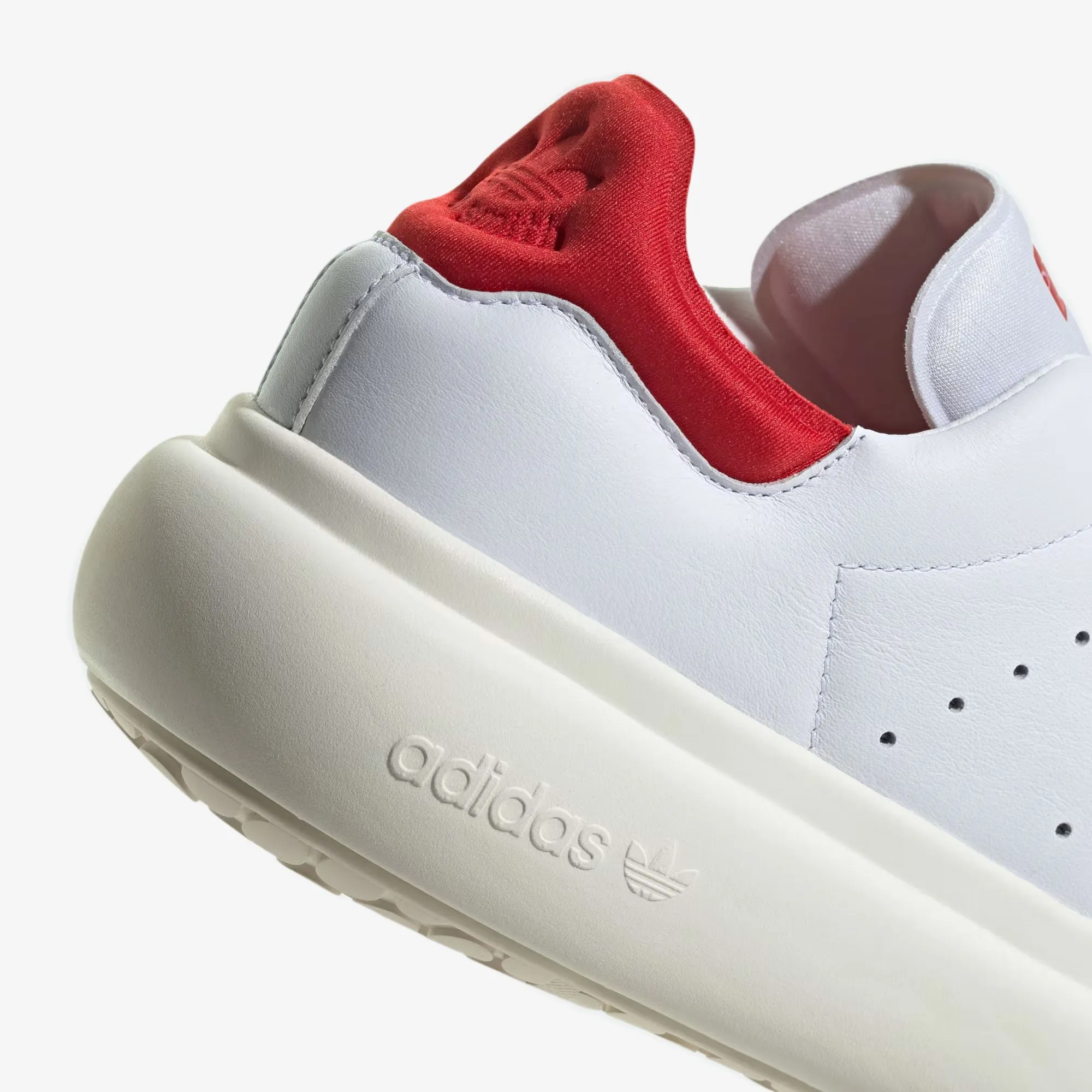 Adidas Originals | WMN'S STAN SMITH PF  { CLOUD WHITE/OFF WHITE