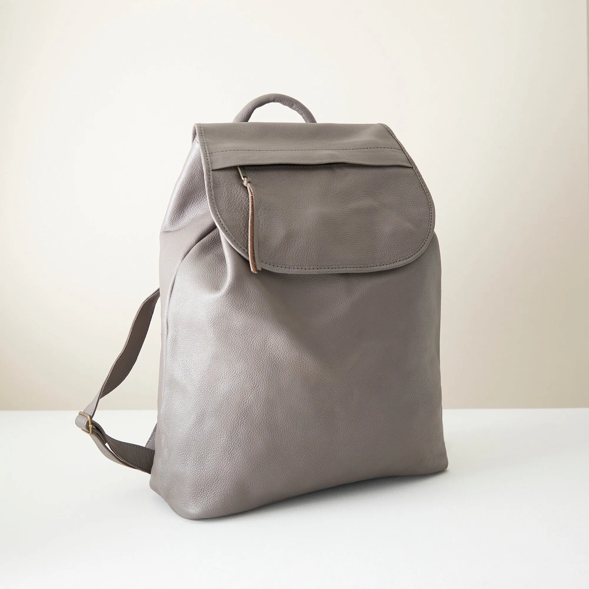 BATA Stylish Versatile Leather Rucksack Backpack