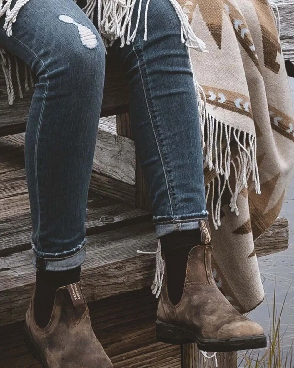 Blundstone Classic 585 Chelsea Boots - Rustic Brown