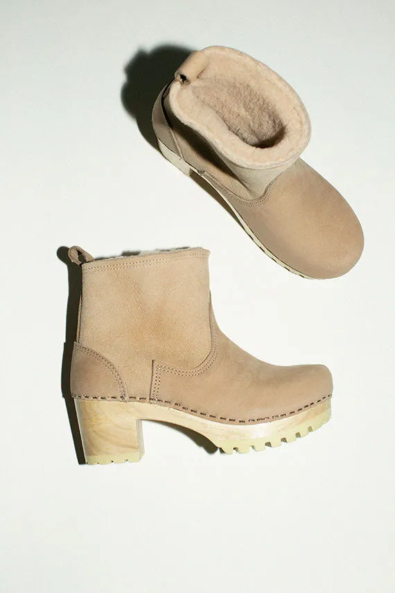 Bone 5" Shearling Boot on Tread