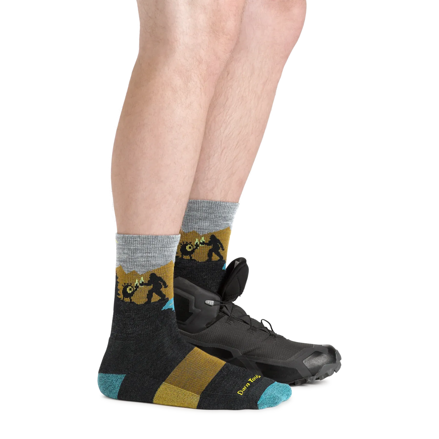 Close Encounters Micro Crew Midweight Hiking Sock w/ Cushion Socks (Men’s) - D5014M