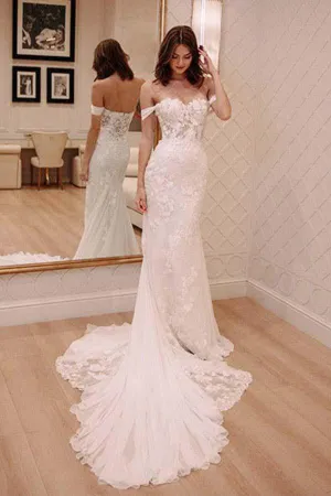 Princess Off Shoulder Court Train Chiffon Long Wedding Dresses with Lace Appliques OKA51