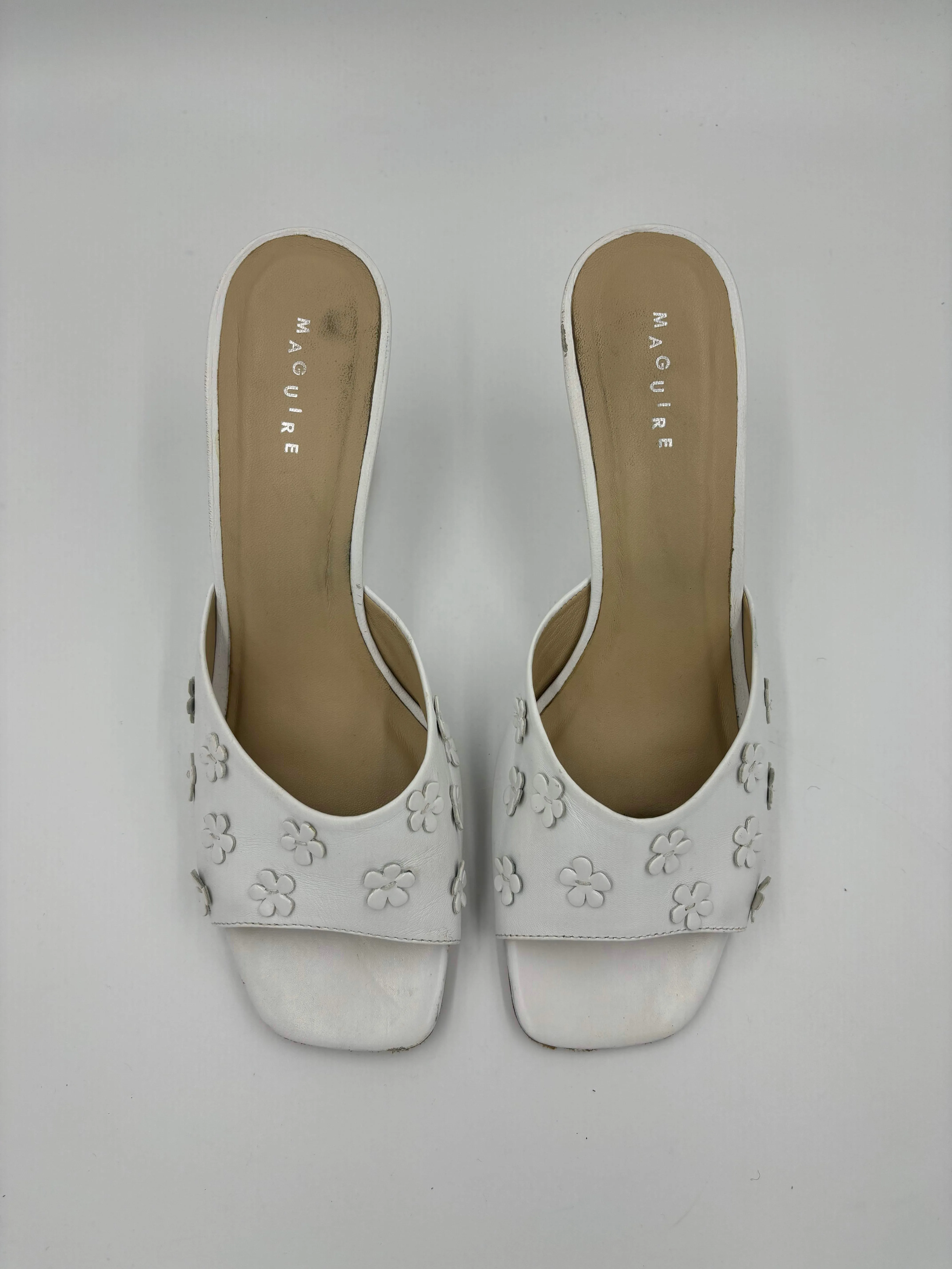 Second Hand Olinda White Heel